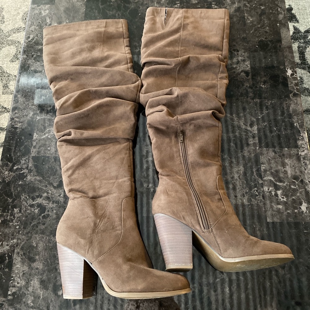 Carlos by Carlos Santana over the knee boots